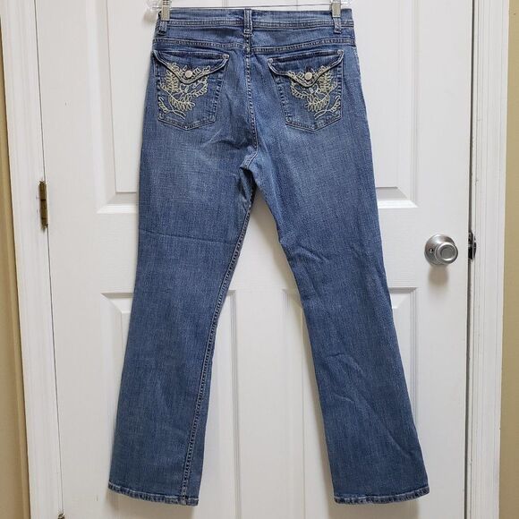 Zena Women's 12 Straight Leg Medium Wash Embroidered Button Flap Pocket Jeans - Picture 2 of 5